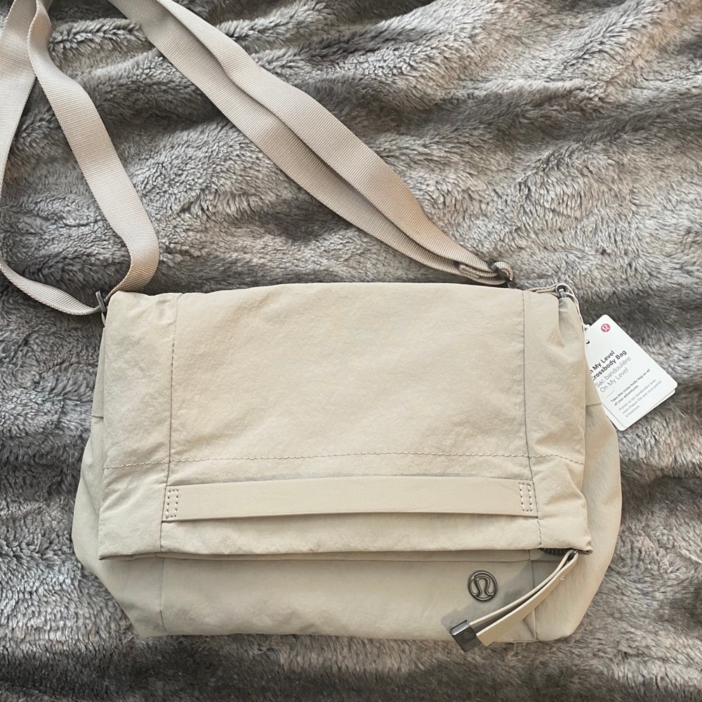 Lululemon On My Level Crossbody Bag
